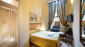 Double room with double bed
