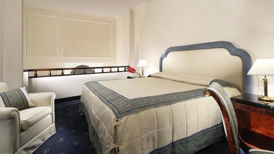 Camera da letto matrimoniale in suite donatello