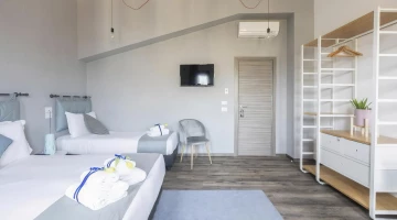Chambre triple avec lit double et lit simple