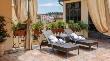 Chaises longues