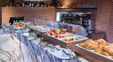 Breakfast buffet