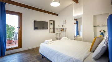 Double bed in the apartment