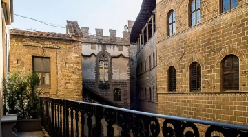 Balcony overlooking the market square