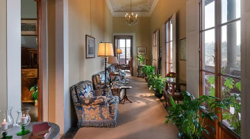 Common room with sofas