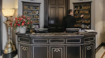 Concierge desk