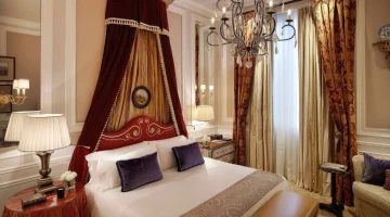 Deluxe room with double bed