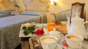 Breakfast in the room