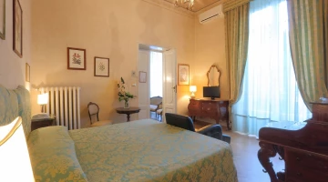 Double bedroom with period furniture