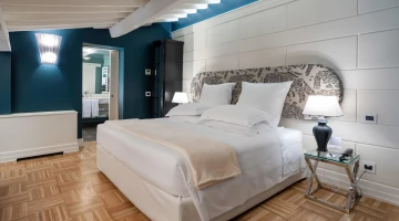 Nine suite