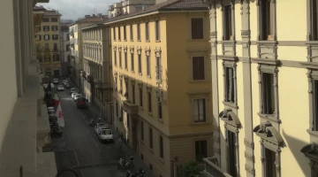 Vista dall'hotel fiorita