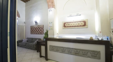 Reception counter