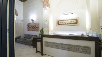 Bancone della reception