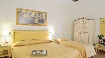 Camera tripla con letto matrimoniale e letto singolo