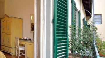 Camera con terrazzino privato
