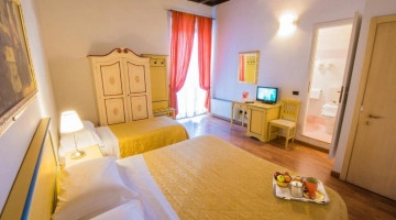 Camera tripla con bagno privato