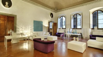 Sala relax comune con divani