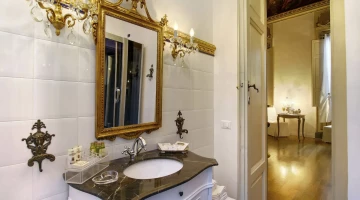 Bagno con prodotti in omaggio