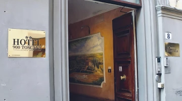 Vue de l&#39;entrée de l&#39;hôtel