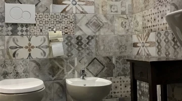 Bagno con servizi