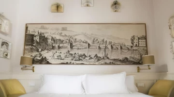 Detail of the superior room with double bed