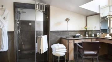 Badezimmer der Premier Suite Lorenzo der Prächtige