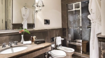 Bathroom with shower in the penthouse suite
