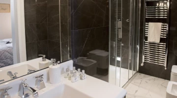 Bagno privato con box doccia