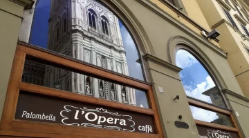 Bar affilié sur la Piazza del Duomo
