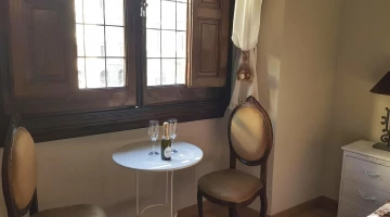 Service de champagne en chambre