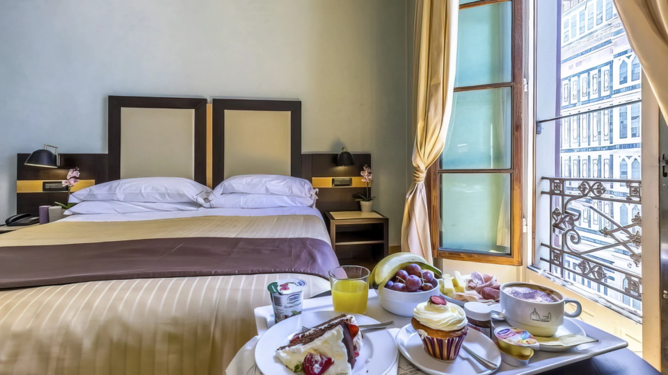Servizio colazione in camera