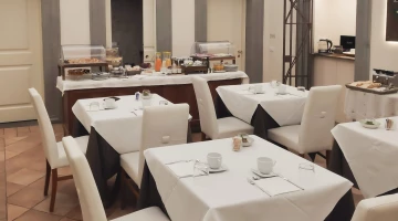 Breakfast room