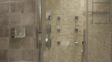 Private bathroom, standard room