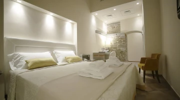 Camera exclusive spa
