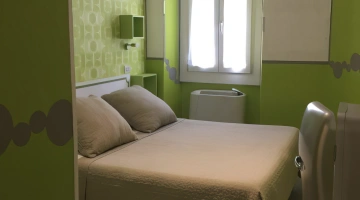 Zimmer mit Doppelbett