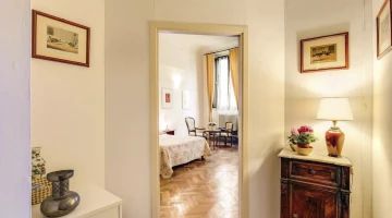 Double bedroom entrance