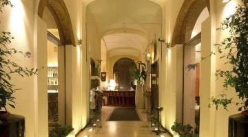 Hall e reception 