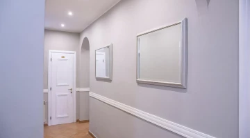 Couloir et accès aux chambres