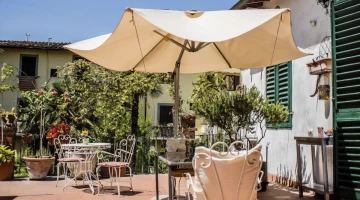 Shared panoramic terrace