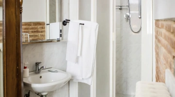 Privates Badezimmer im Zimmer