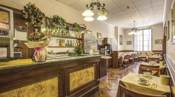 Bar und Frühstücksraum