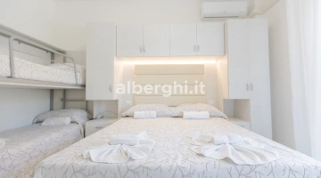 Chambre Quadruple Corallo au New Hotel Angela Misano