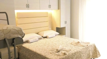 Chambre Quadruple Corallo au New Hotel Angela Misano