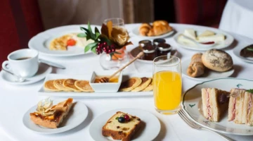 Sweet and savory breakfast