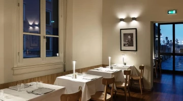 Portico-Taverne