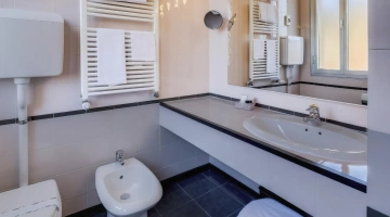 Bagno dans l'économie de la caméra