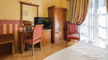 Chambre Deluxe avec TV et bureau