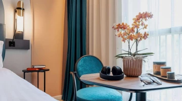 Mobilier moderne dans la chambre