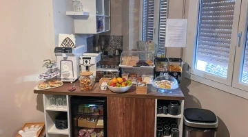 Sweet and savoury breakfast buffet
