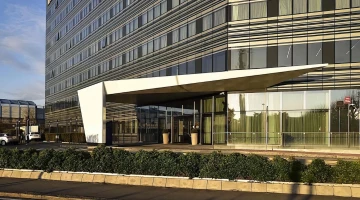 Entrance unahotels san vitale bologna