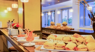 Continental breakfast buffet